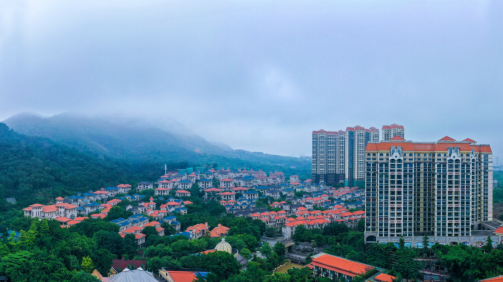 全世界唯一产自白水晶的温泉？ 没错，就在河源客天下